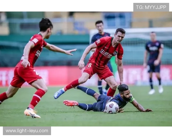 SPA战术阻断进攻是否构成犯规？规则如何界定防守合法性