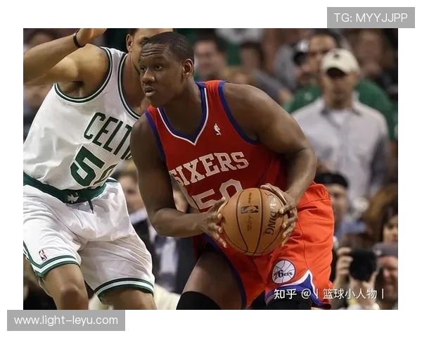 丹尼·格兰杰提升无球跑位效率，替补轮换中拉开得分差距