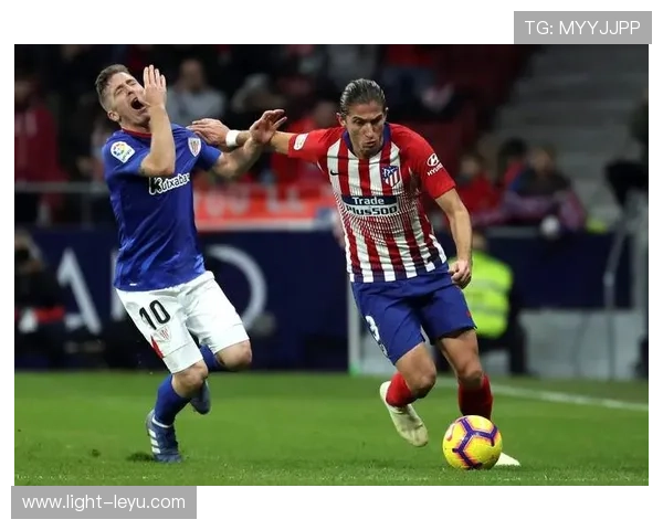 巴黎高位压迫防守软肋显现，防线一压就被突破，赛季表现稳定性面临考验