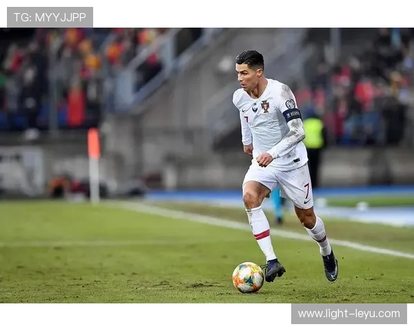 拉贾·朗多无球跑动提升组织效率明显，助力球队攻防转换加速